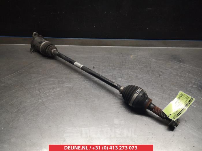 Gebruikte Aandrijfas rechts-achter Suzuki SX4 S-Cross (JY) 1.4 Booster Jet Turbo 16V AllGrip Prijs € 50,00 Margeregeling aangeboden door V.Deijne Jap.Auto-onderdelen BV