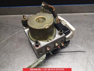 Suzuki Grand Vitara ABS Pumpe O338341 foto 2