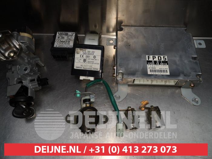 Mazda Premacy Schlossset Zylinder (komplett) O277775
