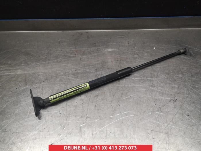 Toyota Auris Gasdemper links-achter O294476