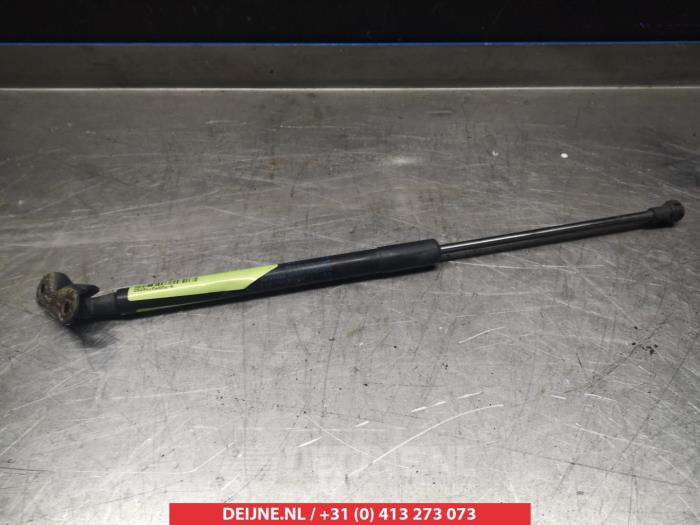 Toyota Auris Gasdemper rechts-achter O295495