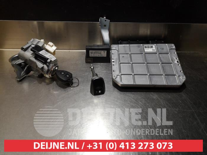 Toyota Verso Slotenset Cilinder (compleet) O278964