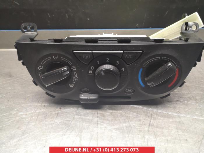 Suzuki Celerio Heizung Bedienpaneel O306223