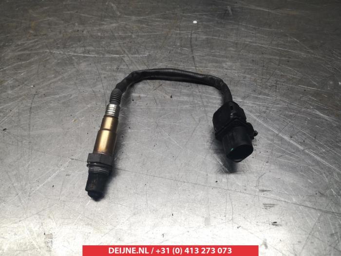 Lambda Sonde van een Toyota Auris Touring Sports (E18) 1.4 D-4D-F 16V 2013