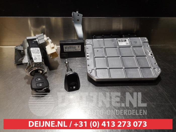 Toyota Verso Kontaktslot+Sleutel O336088