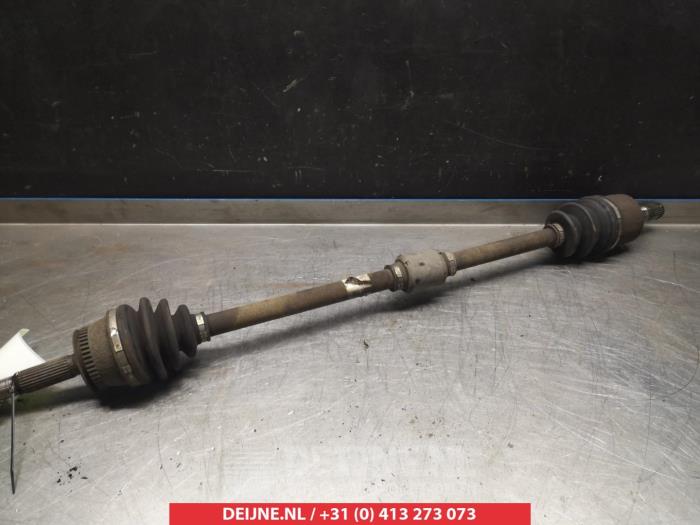 Hyundai Coupe Aandrijfas rechts-voor O319099
