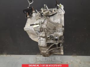 Mitsubishi Outlander Versnellingsbak O372564 foto 2