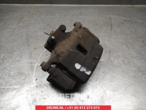 Hyundai I40 Bremszange links vorne O324784 foto 2
