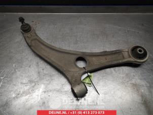 Hyundai I40 Front lower wishbone, right O382145 photo 2