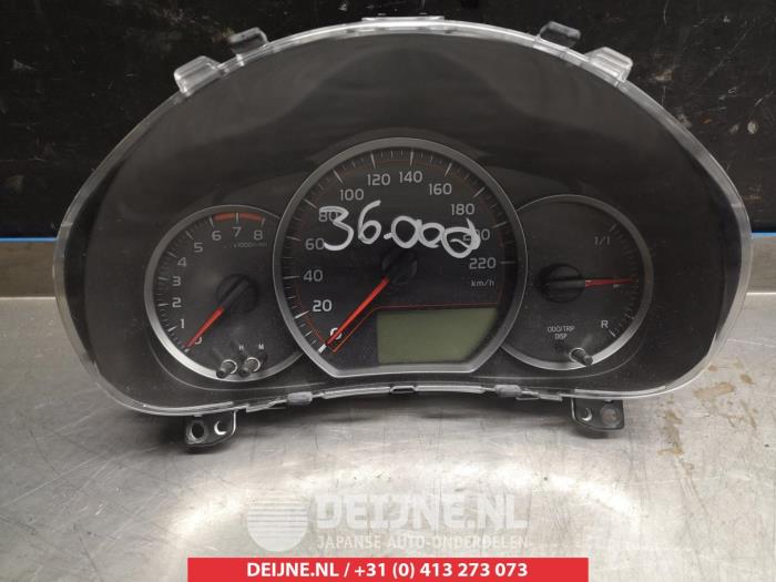 Toyota Yaris Kilometerteller KM O305262