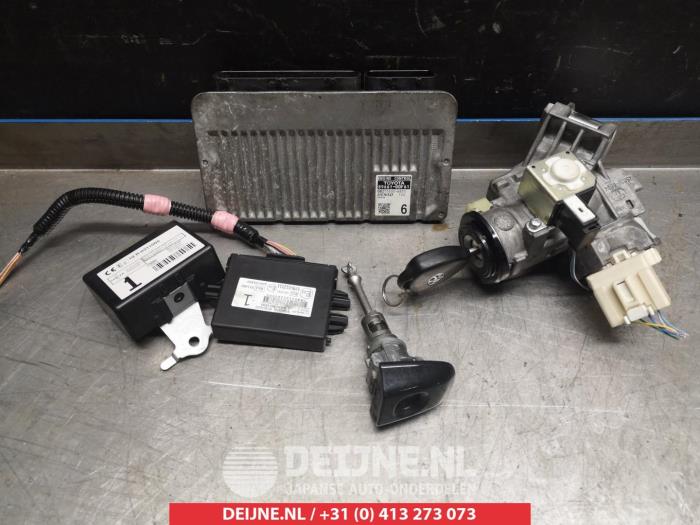 Toyota Yaris Computer Motormanagement O345593