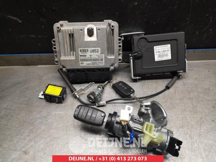 Kia Carens Computer Motormanagement O344691