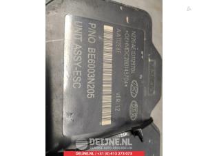 Kia Carens ABS pump O337787 photo 3