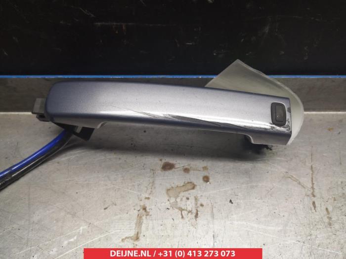Nissan Qashqai Türgriff 4-türig links vorne O277266
