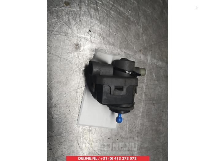 Nissan Qashqai Scheinwerfermotor O267529