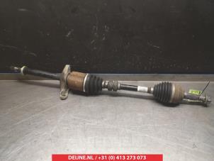 Gebruikte Cardanas rechts-voor (VWA) Nissan Qashqai (J10) 1.5 dCi Prijs € 75,00 Margeregeling aangeboden door V.Deijne Jap.Auto-onderdelen BV