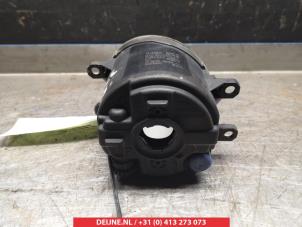 Toyota Rav-4 Mistlamp rechts-voor O268719 foto 2