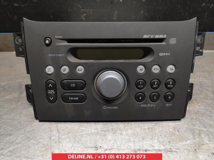 Suzuki Splash Radio O313357