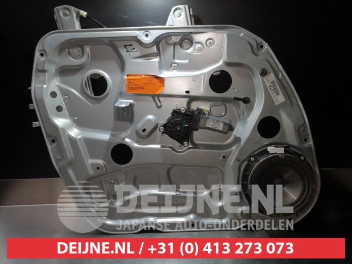 Kia Carens Ruitmechaniek 4Deurs links-voor O275772