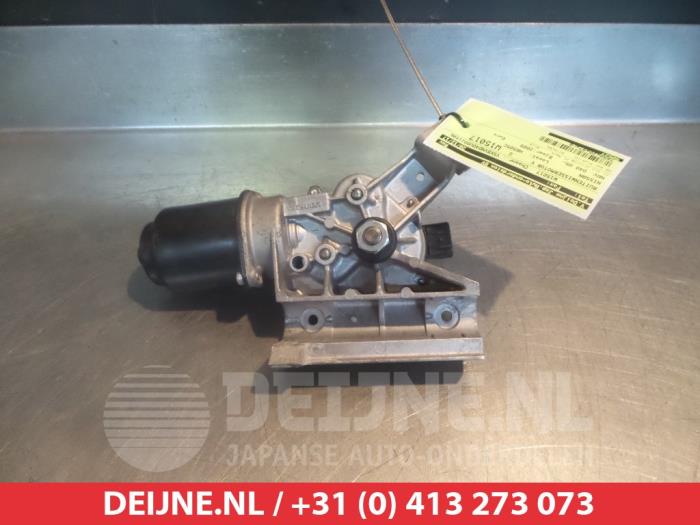 Nissan Navara Front wiper motor O348719