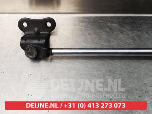 Hyundai Terracan Bonnet gas strut, right O266059 photo 2