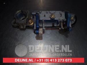 Mazda 323 Türgriff 4-türig rechts vorne O277475 foto 2