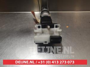 Nissan 350 Z Licht Schakelaar O306840 foto 3