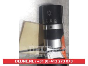 Nissan 350 Z Licht Schakelaar O306840 foto 2