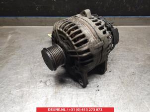 Gebruikte Dynamo Nissan Qashqai (J10) Prijs € 35,00 Margeregeling aangeboden door V.Deijne Jap.Auto-onderdelen BV