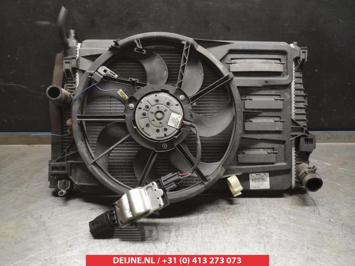 Mazda 5 Radiateur O339511