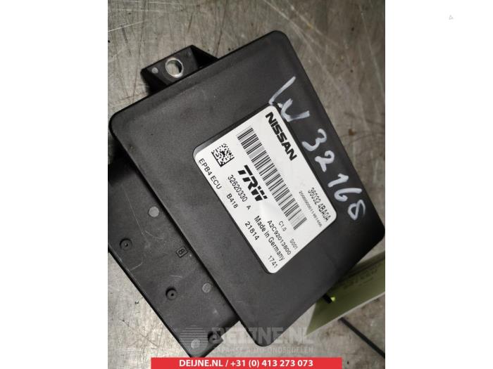 Nissan Qashqai Parking brake module O313991
