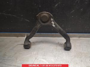 Ssang Yong Kyron Querlenker oben links vorne O380606 foto 2