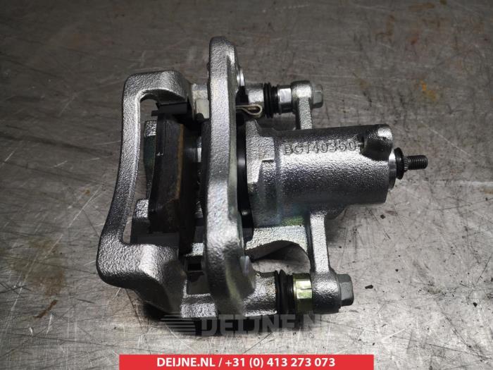 Kia Stonic Bremszange links hinten O376338