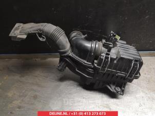 Gebruikte Luchtfilterhuis Honda Jazz (GK/GP) 1.3 -i-VTEC 16V Prijs € 75,00 Margeregeling aangeboden door V.Deijne Jap.Auto-onderdelen BV
