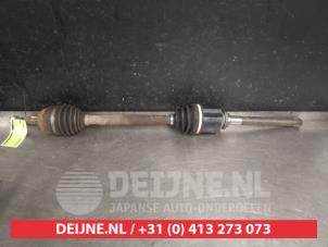 Gebruikte Cardanas rechts-voor (VWA) Mitsubishi ASX 1.8 DI-D HP MIVEC 16V 4x4 Prijs € 75,00 Margeregeling aangeboden door V.Deijne Jap.Auto-onderdelen BV