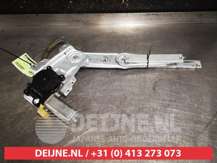 Toyota Yaris Window mechanism 4-door, front left O276027