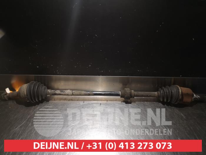 Nissan Micra Aandrijfas rechts-voor O319197