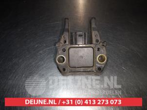 Subaru Legacy Airbag-Sensor O334421 foto 2