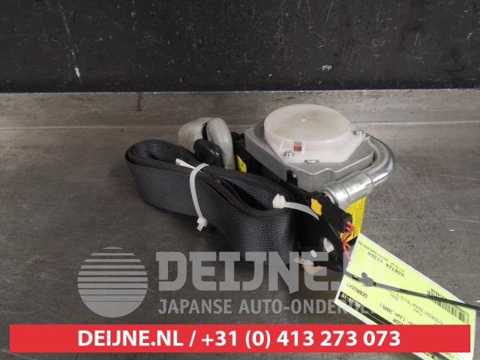 Mitsubishi Outlander Front seatbelt, left O314816