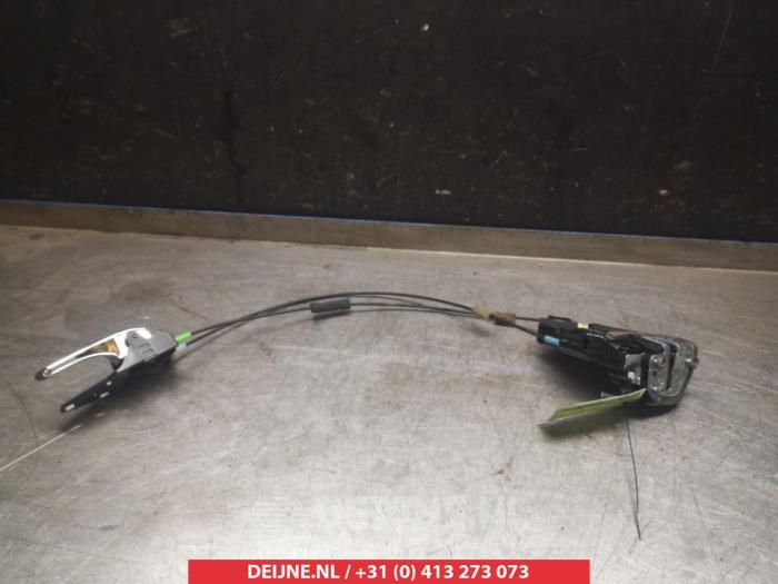 Toyota Rav-4 Rear door mechanism 4-door, right O281876