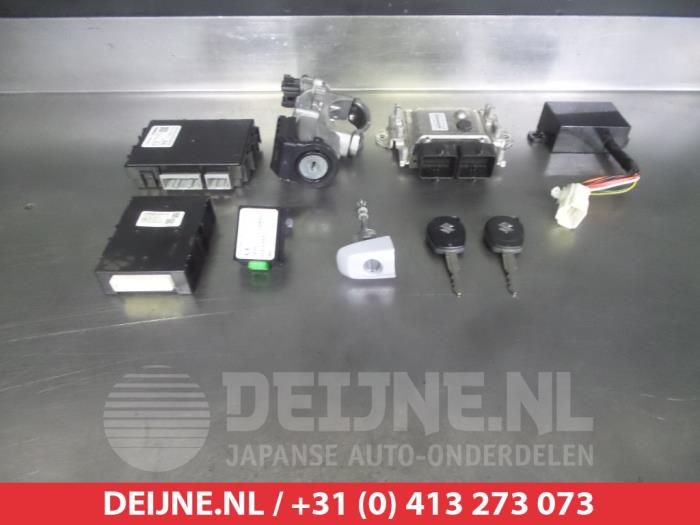 Suzuki Swift Computer Motormanagement O25246