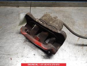 Gebruikte Remklauw (Tang) rechts-voor Mazda CX-7 2.3 MZR DISI Turbo 16V AWD Prijs € 50,00 Margeregeling aangeboden door V.Deijne Jap.Auto-onderdelen BV