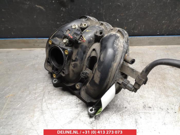 Toyota Aygo Inlaatspruitstuk O356535