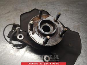 Hyundai Santafe Fusee rechts-voor O323436 foto 2