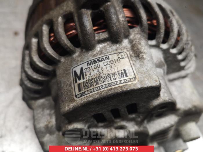 Dynamo van een Nissan 350 Z (Z33) 3.5 V6 24V 2005