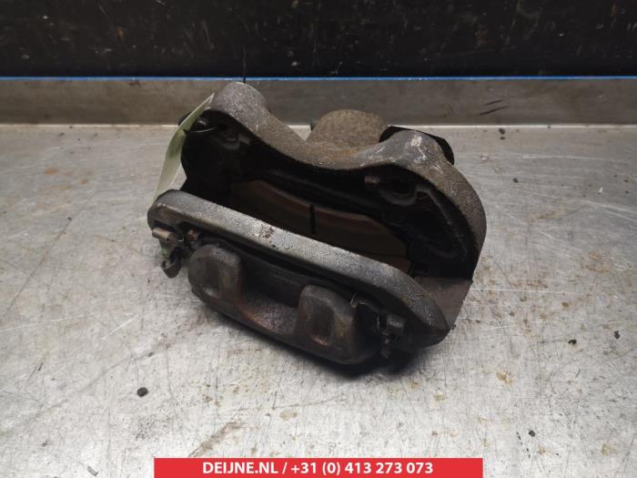 Nissan 350 Z Remklauw (Tang) links-voor O324921