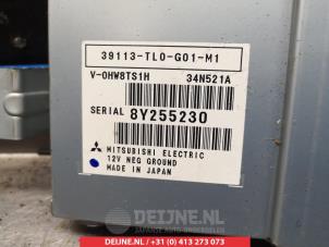 Gebruikte USB module Honda Accord (CU) 2.2 i-DTEC 16V Prijs € 35,00 Margeregeling aangeboden door V.Deijne Jap.Auto-onderdelen BV