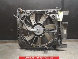 Gebruikte Radiateur Toyota Yaris III (P13) 1.4 D-4D-F Prijs € 75,00 Margeregeling aangeboden door V.Deijne Jap.Auto-onderdelen BV