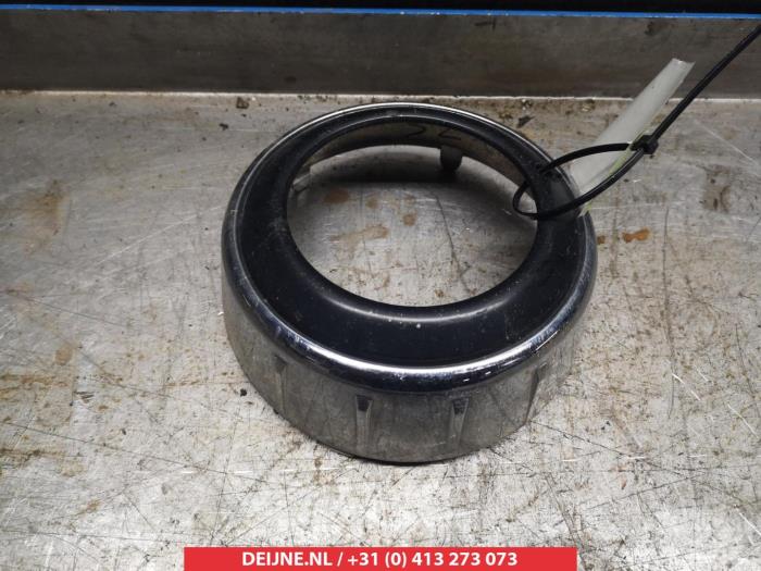 Mitsubishi Outlander Bumper Rooster O264493