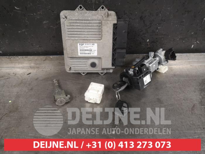 Suzuki Swift Steuergerät Motormanagement O345279